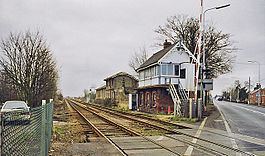 Littleworth railway station httpsuploadwikimediaorgwikipediacommonsthu