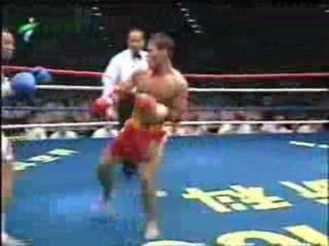 Liu Hailong Sanda vs Muay Thai Liu Hailong vs Robert Kaenorrasing