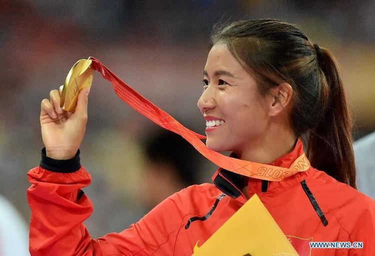 Liu Hong (racewalker) Liu Hong Wins China39s First Gold in 20km Race Walk
