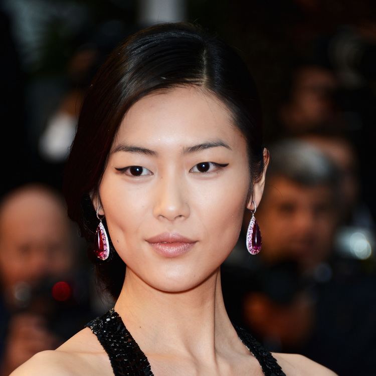 Liu Wen Liu Wen at the Amour Premiere See the Most Gorgeous