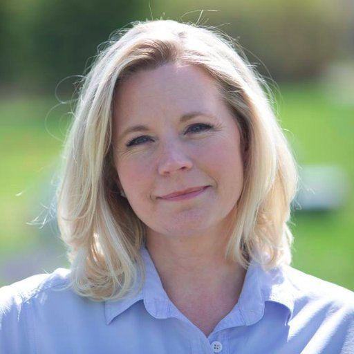 Liz Cheney httpspbstwimgcomprofileimages7964066888068