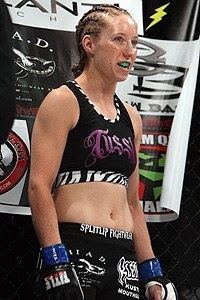 Liz McCarthy (fighter) Liz quotLightningquot McCarthy MMA Stats Pictures News Videos