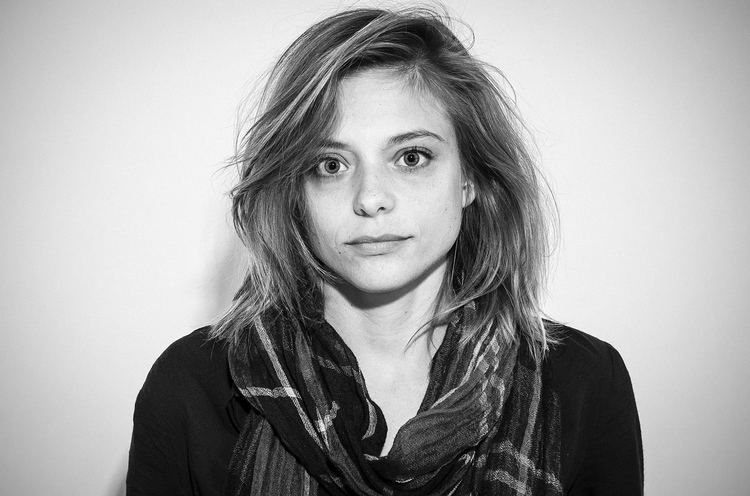 Lizzie Brocheré 1000 images about Lizzie Brochere on Pinterest Seasons Mars and