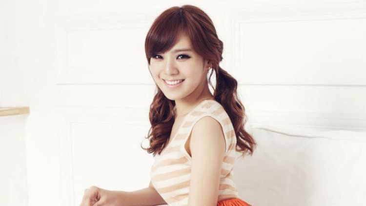 Lizzy (singer) After School39s Lizzy to Make Solo Debut as Trot Singer in