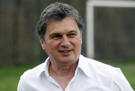 Ljubiša Tumbaković Ljubia Tumbakovi novi selektor fudbalske reprezentacije Srbije