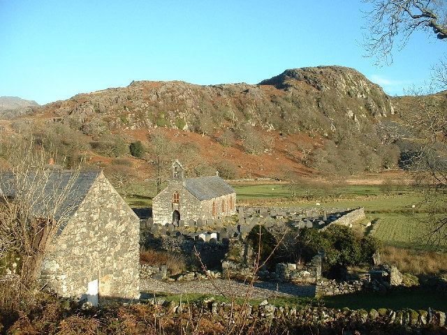 Llanfihangel-y-Pennant, Dolbenmaen