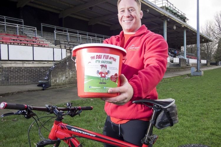 Lloyd Burns Join Wales Rugby player Lloyd Burns on charity quotGavin 2