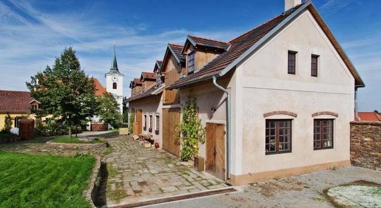 Líšnice (Prague-West District) httpsaffbstaticcomimageshotel840x4604644
