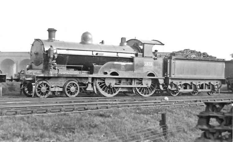 LNWR George the Fifth Class Rugby Station LNWR 440 George Fifth Class No 1472 39Moorhen