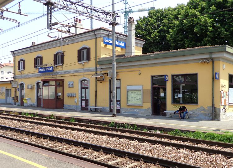 Locate Triulzi railway station