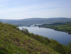 Loch Awe httpsuploadwikimediaorgwikipediacommonsthu