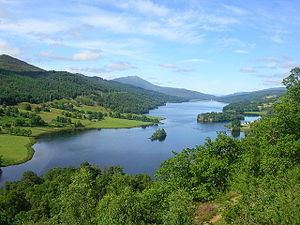Loch Tummel httpsuploadwikimediaorgwikipediacommonsthu