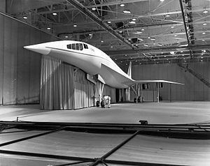 Lockheed L-2000 httpsuploadwikimediaorgwikipediacommonsthu