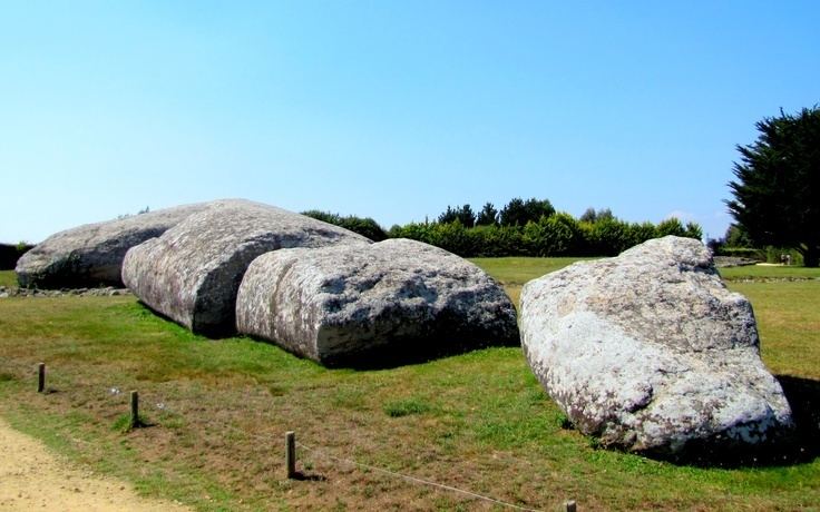 Locmariaquer megaliths httpssmediacacheak0pinimgcom736xafe963