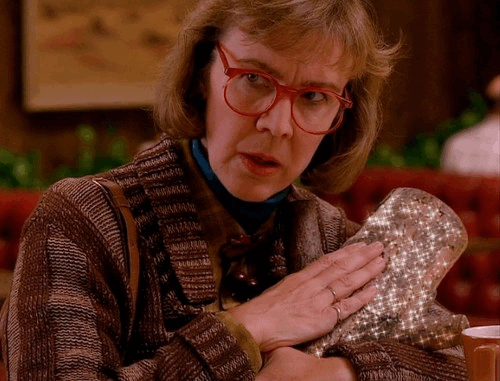 Log Lady The Log Lady from 39Twin Peaks39 has passed away