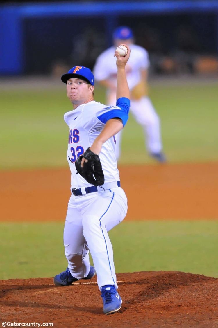 Logan Shore Logan Shore lead Gators on Friday nights Florida Gators Baseball