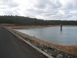 Logue Brook Dam httpsuploadwikimediaorgwikipediacommonsthu