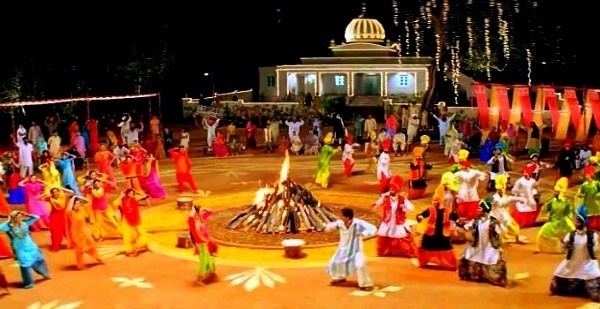 Lohri Lohri 2017 The Bonfire Festival Significance Customs