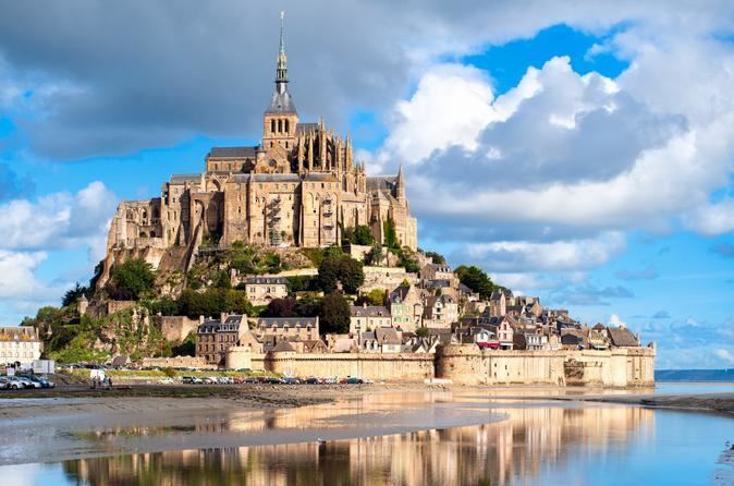 Loire Valley 2Day Mont StMichel and Loire Valley Castles Tour from Paris