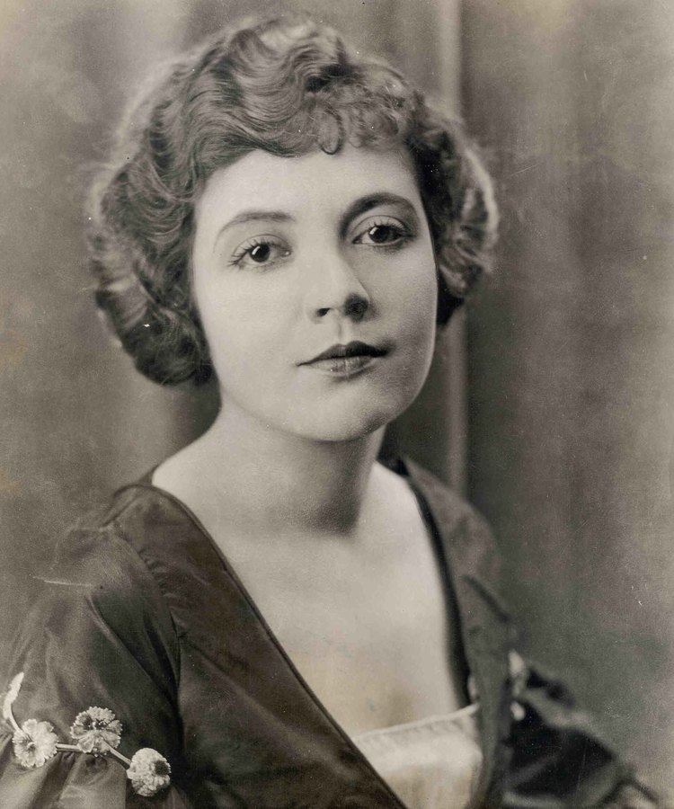 Lois Wilson (actress) Fashion Historia Tuesday Teaser Actress Lois Wilson 1924