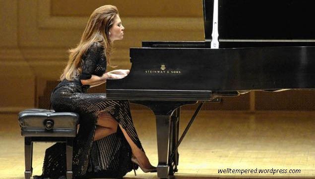 Lola Astanova Taormina Sicily August 16 2013 Lola Astanova plays