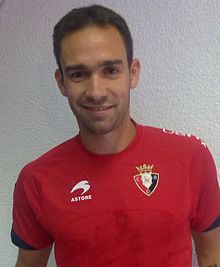 Lolo (footballer, born 1984) httpsuploadwikimediaorgwikipediacommonsthu