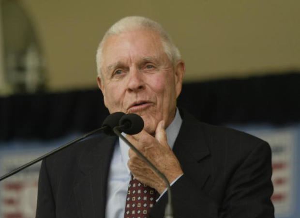 Lon Simmons Hall of Fame Giants A39s Broadcaster Lon Simmons Dies at