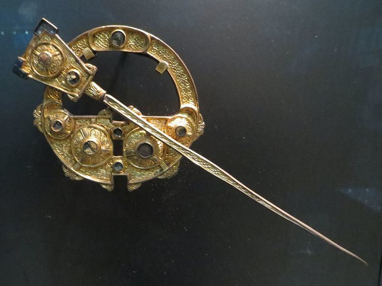 Londesborough Brooch