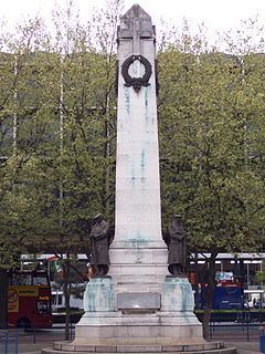 London and North Western Railway War Memorial httpsuploadwikimediaorgwikipediacommonsthu