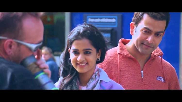 London Bridge (film) Kannadi Vaathil London Bridge Movie Video Song HD YouTube