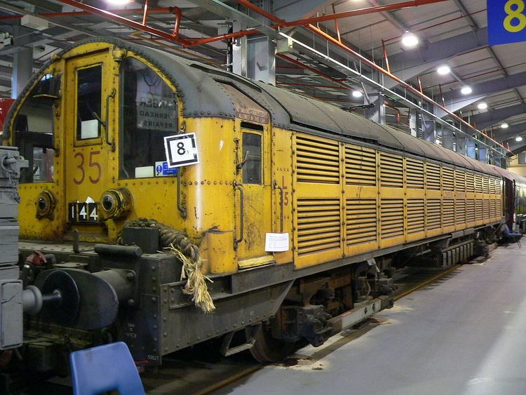 London Underground battery-electric locomotives