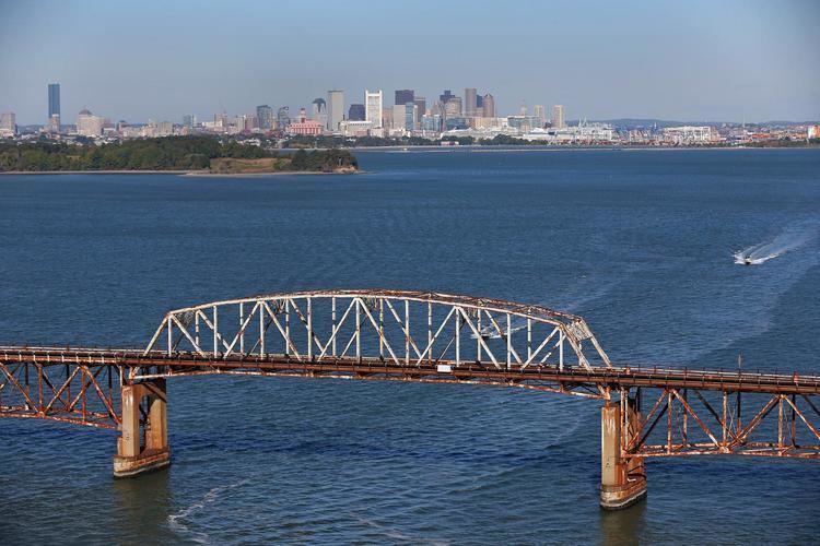 Long Island Bridge Long Island Bridge closing brings hunt for new shelters services