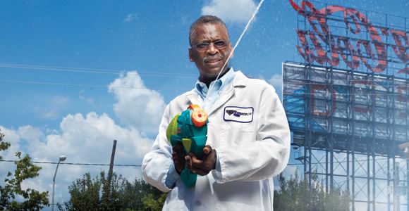 Lonnie Johnson (inventor) Super Soaker Inventor To Tackle Solar Power lonniejohnson