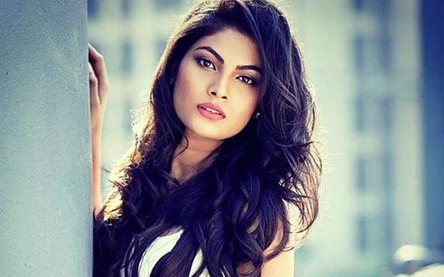 Lopamudra Raut BB10 contestant Lopamudra Raut tweeted THIS about the show Reality