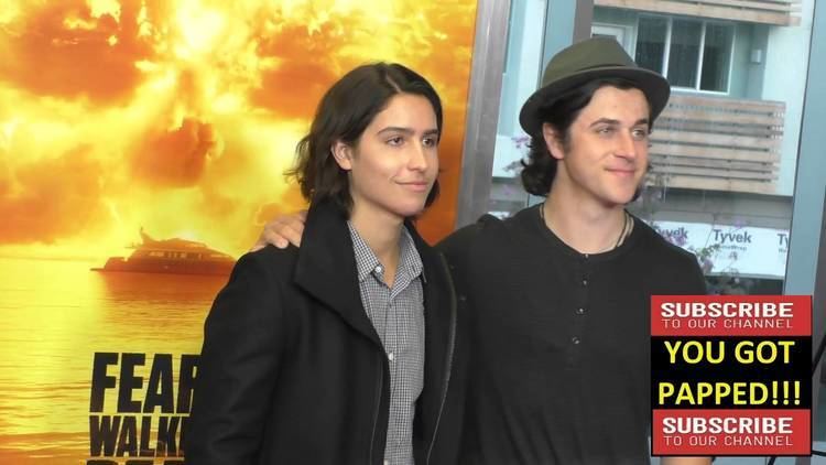 Lorenzo James Henrie David Henrie and Lorenzo James Henrie at the Fear The Walking Dead