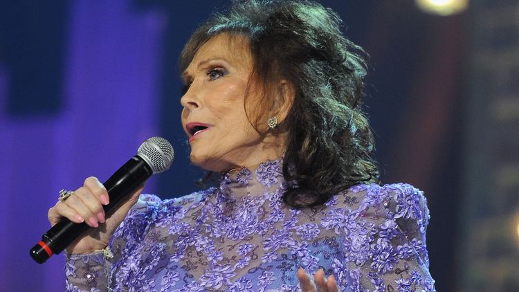 Loretta Lynn Loretta Lynn Signs Deal for First New Album in a Decade