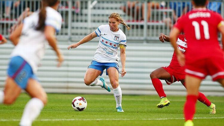 Lori Chalupny Lori Chalupny earns chance at comeback for US womens national team