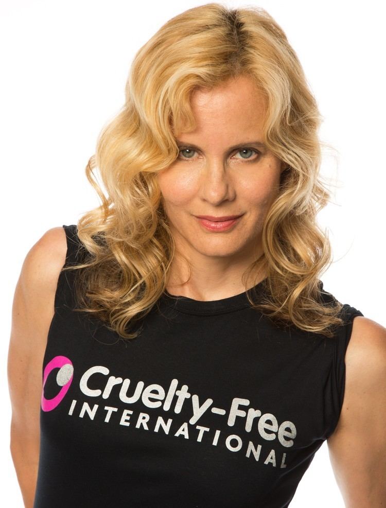 Lorie (singer) Actress Lori Singer Teams Up With Cruelty Free