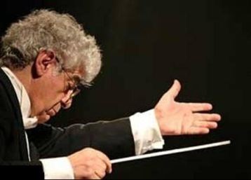 Loris Tjeknavorian Tehran Symphony Orchestra to go on stage