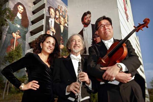 Los Angeles Chamber Orchestra Kent Twitchell39s LA Chamber Orchestra mural turns 20 Culture