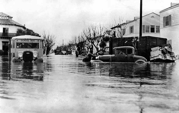 Los Angeles flood of 1938 vintage everyday 35 Black and White Photos of the 1938 Los Angeles