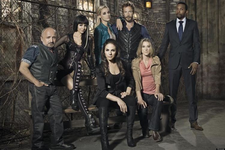 Lost Girl Lost Girl39 Season 3 Everything You Need To Know