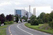 Lough Ree Power Station httpsuploadwikimediaorgwikipediacommonsthu