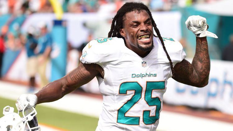 Louis Delmas Miami Dolphins safety Louis Delmas carted off field