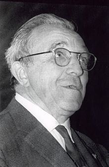 Louis Néel httpsuploadwikimediaorgwikipediacommonsthu
