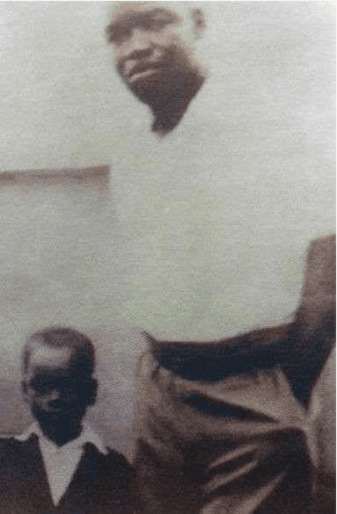 Louis Odumegwu Ojukwu Photo Of Ojukwu As A Boy With His Father In 1937 Peace Ben