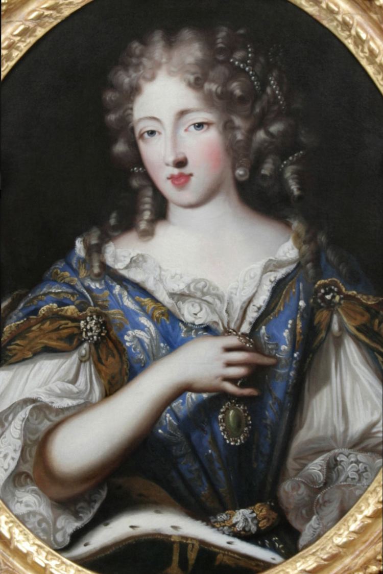 Louise de La Vallière Louise de la Valliere by location unknown to gogm oval portrait
