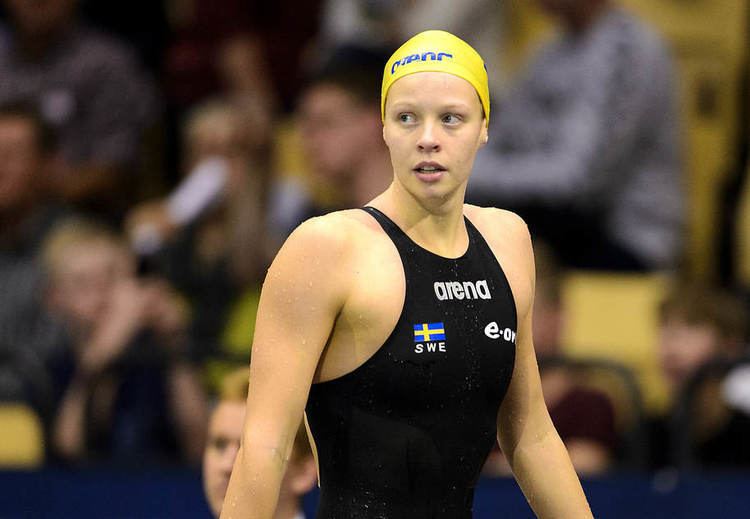 Louise Hansson Louise Hansson 19 aos nueva estrella de la natacin sueca Nataccin
