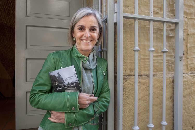 Lourdes Oñederra Lourdes Oederra traduce al castellano su exitosa novela