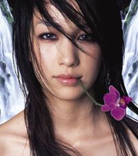 Love (Mika Nakashima album) httpsuploadwikimediaorgwikipediaen66fMik